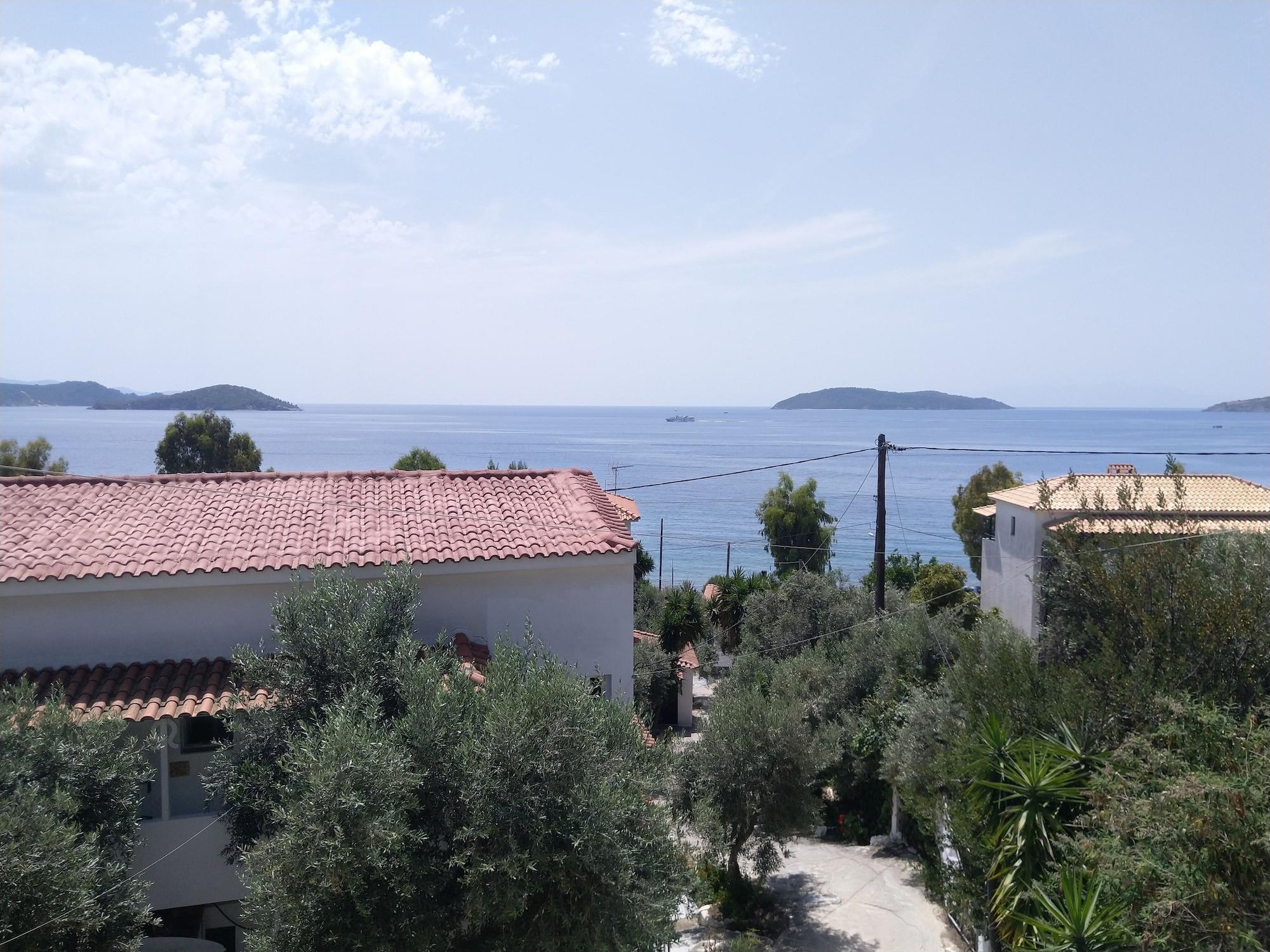 Amaranthos Skiathos View Megali Ammos  Luaran gambar