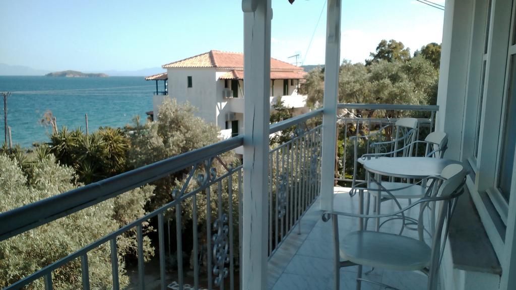 Amaranthos Skiathos View Megali Ammos  Luaran gambar