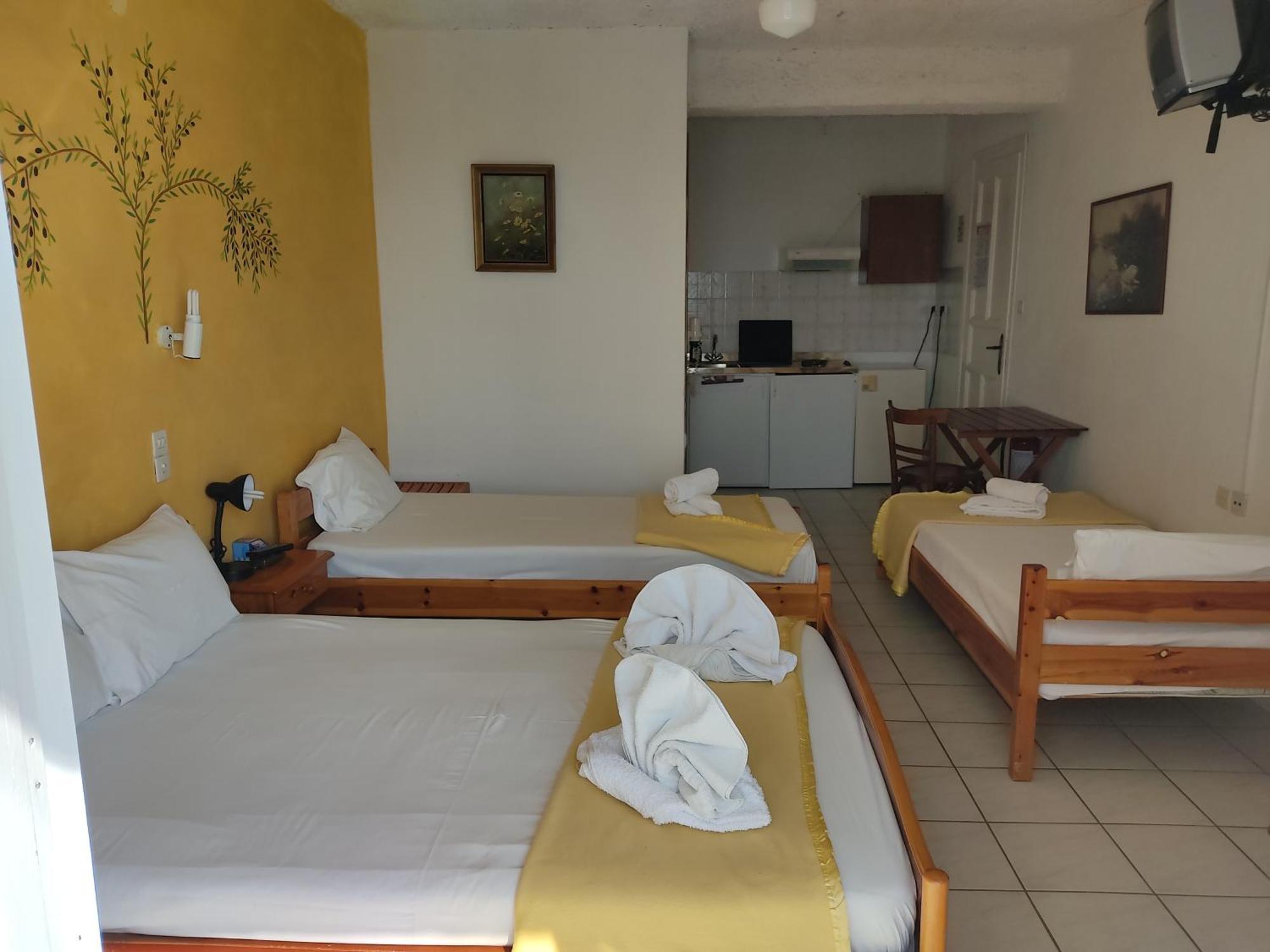 Amaranthos Skiathos View Megali Ammos  Bilik gambar