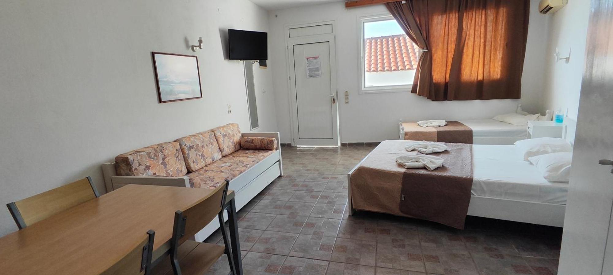 Amaranthos Skiathos View Megali Ammos  Luaran gambar